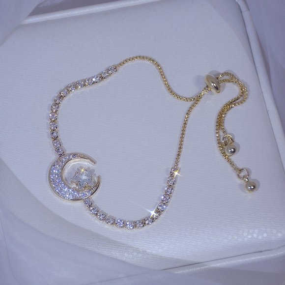 Jewelry - NEW 14K Gold Plated Diamond Moon Star Bracelet